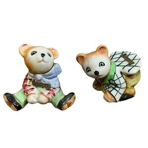 Vintage Mt Rushmore Black Hills SD Porcelain Leapfrog Bears Salt Pepper Shakers
